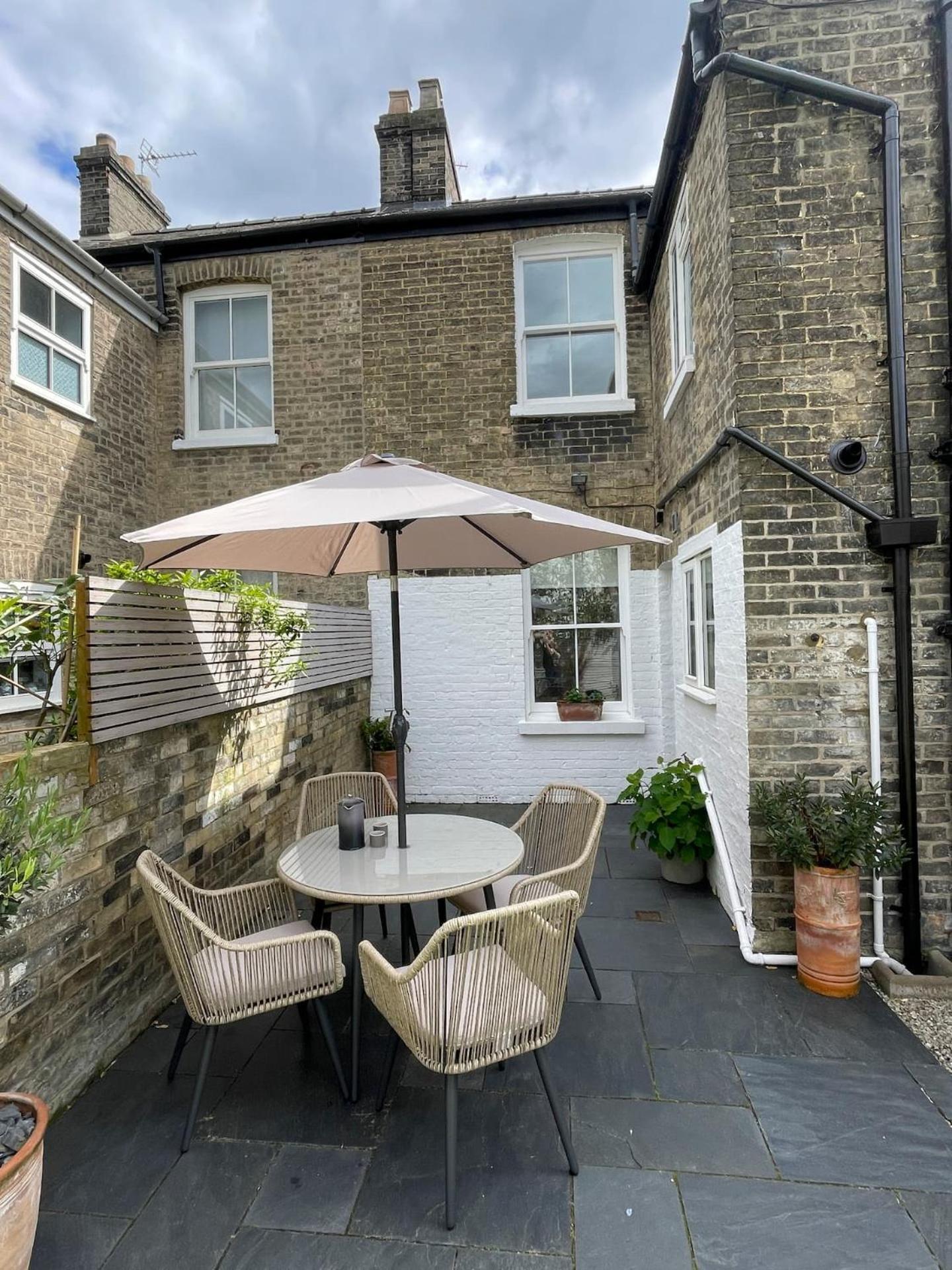 Fantastic Victorian House, Excellent City Location - Cambridge Homehost Екстериор снимка